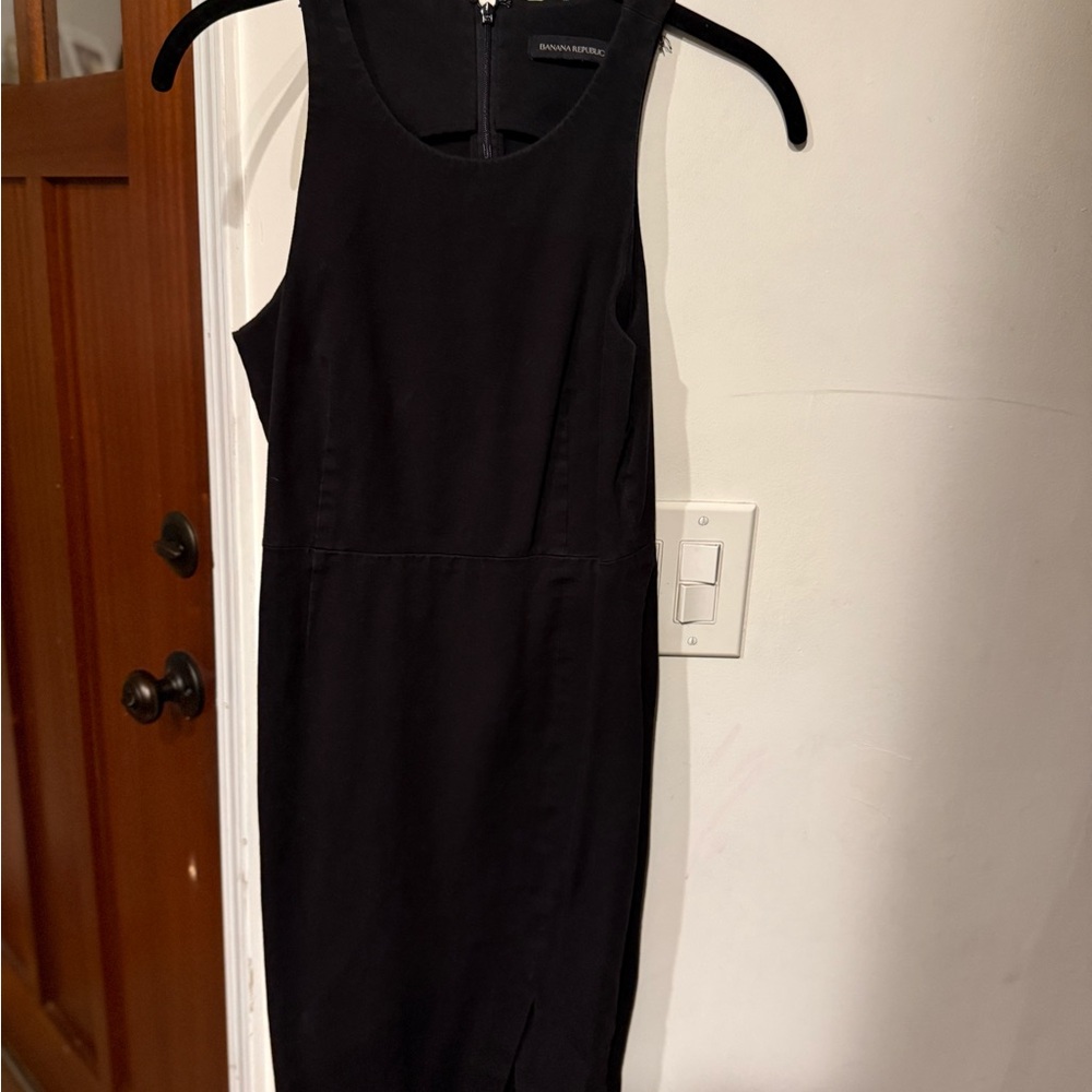 Banana Republic Black Sleeveless Midi Sheath Dress